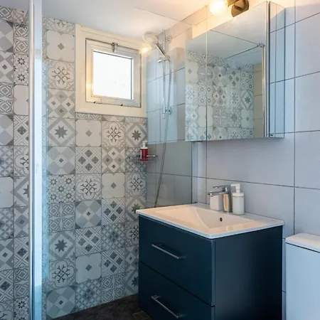 Apartment Liric - 3 Bedroom W Balcony In *